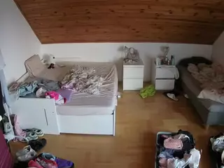Julmodels Bedroom-B3's Live Sex Cam Show