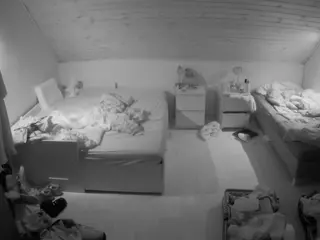 Julmodels Bedroom-B3's Live Sex Cam Show