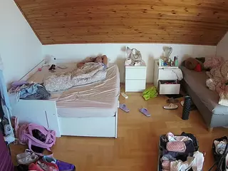 Julmodels Bedroom-B3's Live Sex Cam Show