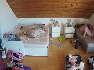 Julmodels Bedroom-B3's Live Sex Cam Show