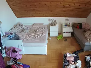 Julmodels Bedroom-B3's Live Sex Cam Show