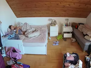 Julmodels Bedroom-B3's Live Sex Cam Show