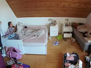 Julmodels Bedroom-B3's Live Sex Cam Show