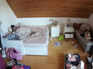 Julmodels Bedroom-B3's Live Sex Cam Show