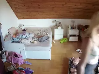 Julmodels Bedroom-B3's Live Sex Cam Show