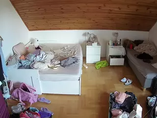 Julmodels Bedroom-B3's Live Sex Cam Show