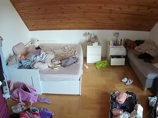 Julmodels Bedroom-B3's Live Sex Cam Show