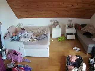 Julmodels Bedroom-B3's Live Sex Cam Show