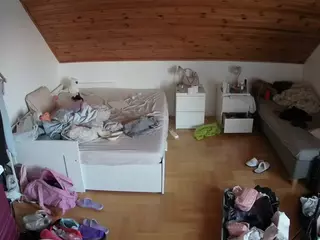 Julmodels Bedroom-B3's Live Sex Cam Show