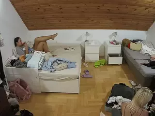Julmodels Bedroom-B3's Live Sex Cam Show