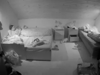 Julmodels Bedroom-B3's Live Sex Cam Show