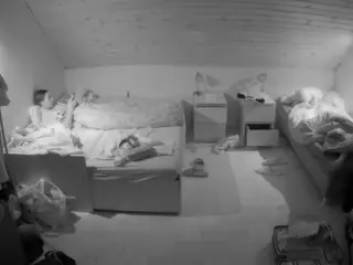 Julmodels Bedroom-B3's Live Sex Cam Show
