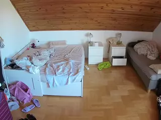 Julmodels Bedroom-B3's Live Sex Cam Show