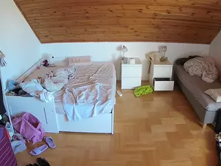 Julmodels Bedroom-B3's Live Sex Cam Show
