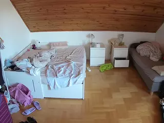 Julmodels Bedroom-B3's Live Sex Cam Show