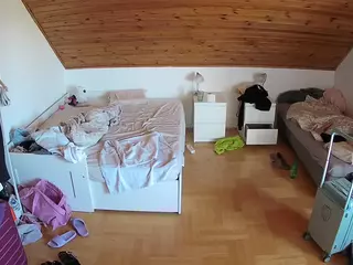 Julmodels Bedroom-B3's Live Sex Cam Show