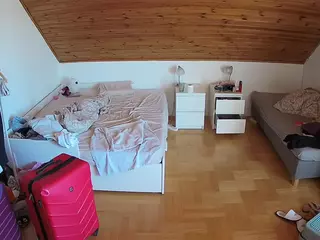 Julmodels Bedroom-B3's Live Sex Cam Show