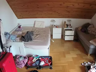 Julmodels Bedroom-B3's Live Sex Cam Show