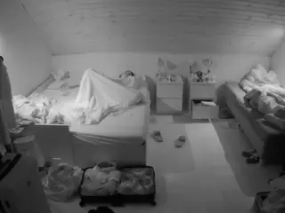 Julmodels Bedroom-B3's Live Sex Cam Show