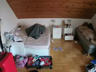 Julmodels Bedroom-B3's Live Sex Cam Show