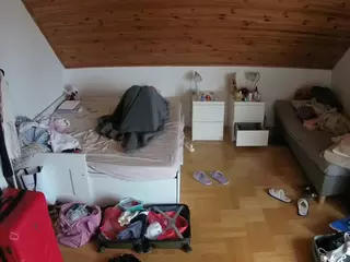 Julmodels Bedroom-B3's Live Sex Cam Show
