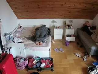 Julmodels Bedroom-B3's Live Sex Cam Show