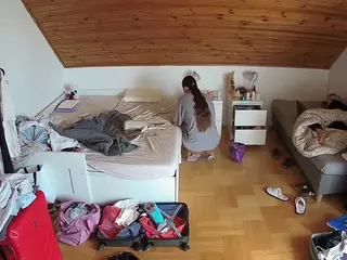 Julmodels Bedroom-B3's Live Sex Cam Show