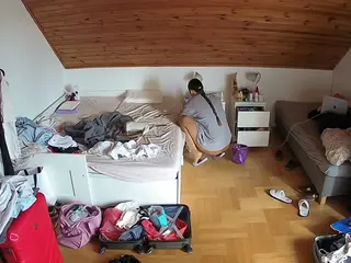 Julmodels Bedroom-B3's Live Sex Cam Show