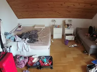 Julmodels Bedroom-B3's Live Sex Cam Show