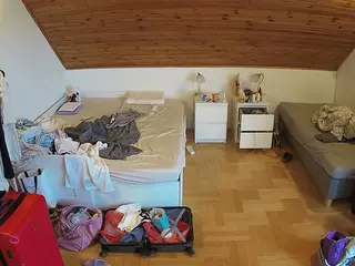 Julmodels Bedroom-B3's Live Sex Cam Show