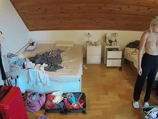 Julmodels Bedroom-B3's Live Sex Cam Show