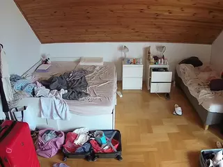Julmodels Bedroom-B3's Live Sex Cam Show