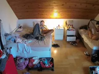 Julmodels Bedroom-B3's Live Sex Cam Show