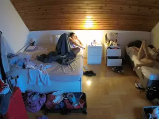 Julmodels Bedroom-B3's Live Sex Cam Show