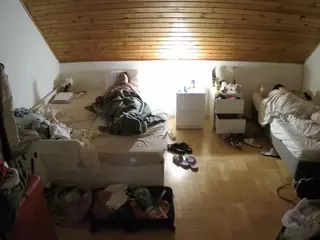 Julmodels Bedroom-B3's Live Sex Cam Show