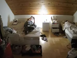 Julmodels Bedroom-B3's Live Sex Cam Show