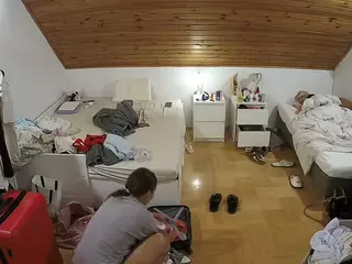 Julmodels Bedroom-B3's Live Sex Cam Show