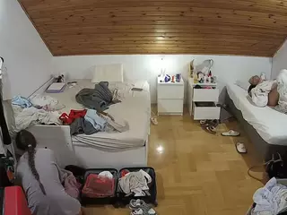 Julmodels Bedroom-B3's Live Sex Cam Show