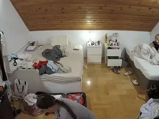 Julmodels Bedroom-B3's Live Sex Cam Show
