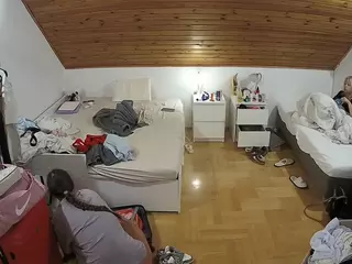 Julmodels Bedroom-B3's Live Sex Cam Show