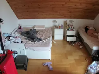 Julmodels Bedroom-B3's Live Sex Cam Show