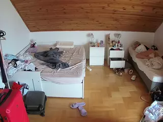Julmodels Bedroom-B3's Live Sex Cam Show