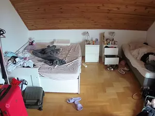 Julmodels Bedroom-B3's Live Sex Cam Show