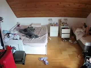 Julmodels Bedroom-B3's Live Sex Cam Show