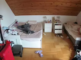 Julmodels Bedroom-B3's Live Sex Cam Show