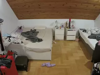 Julmodels Bedroom-B3's Live Sex Cam Show