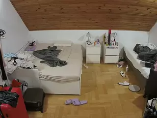 Julmodels Bedroom-B3's Live Sex Cam Show