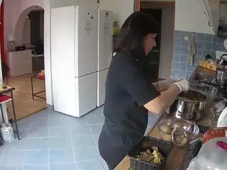 Julmodels Kitchen's Live Sex Cam Show