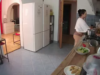Julmodels Kitchen's Live Sex Cam Show