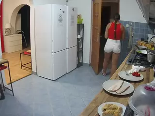 Julmodels Kitchen's Live Sex Cam Show